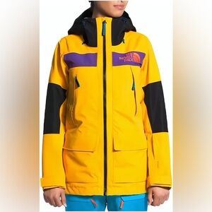 The North Face Women's Team Kit Waterproof Jacket